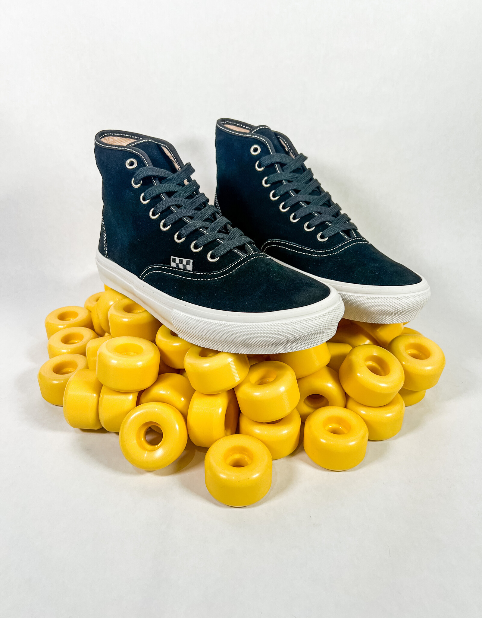 VANS Skate Authentic High - Black Suede