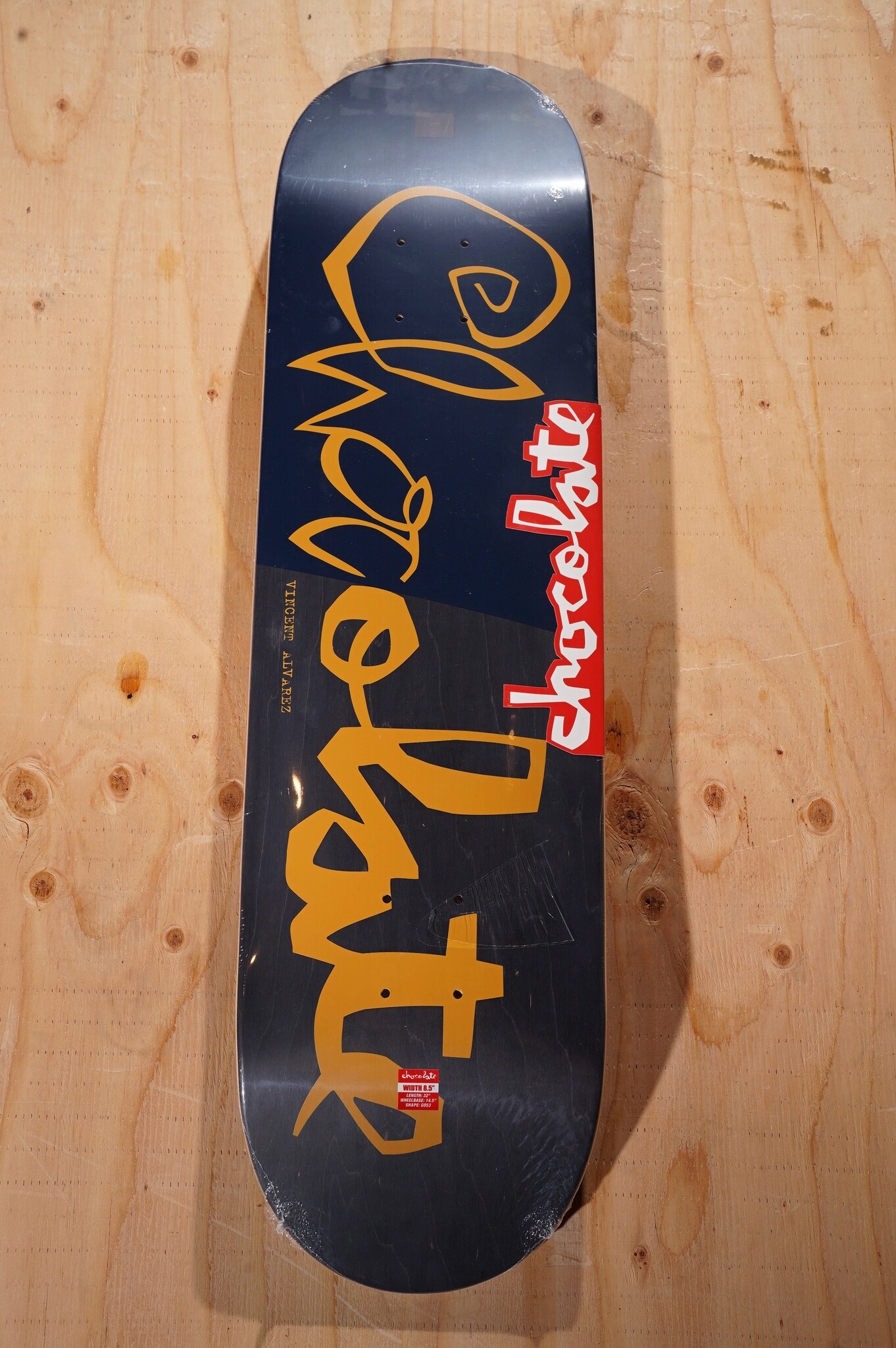 chocolate Vincent Alvarez デッキ Chocolate Vincent Alvarez Chunk Complete 8.25