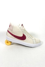 NIKE SB Zoom Blazer Mid - Pale Ivory / Noble Red