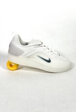 NIKE SB Zoom Nyjah 4 - White / Black