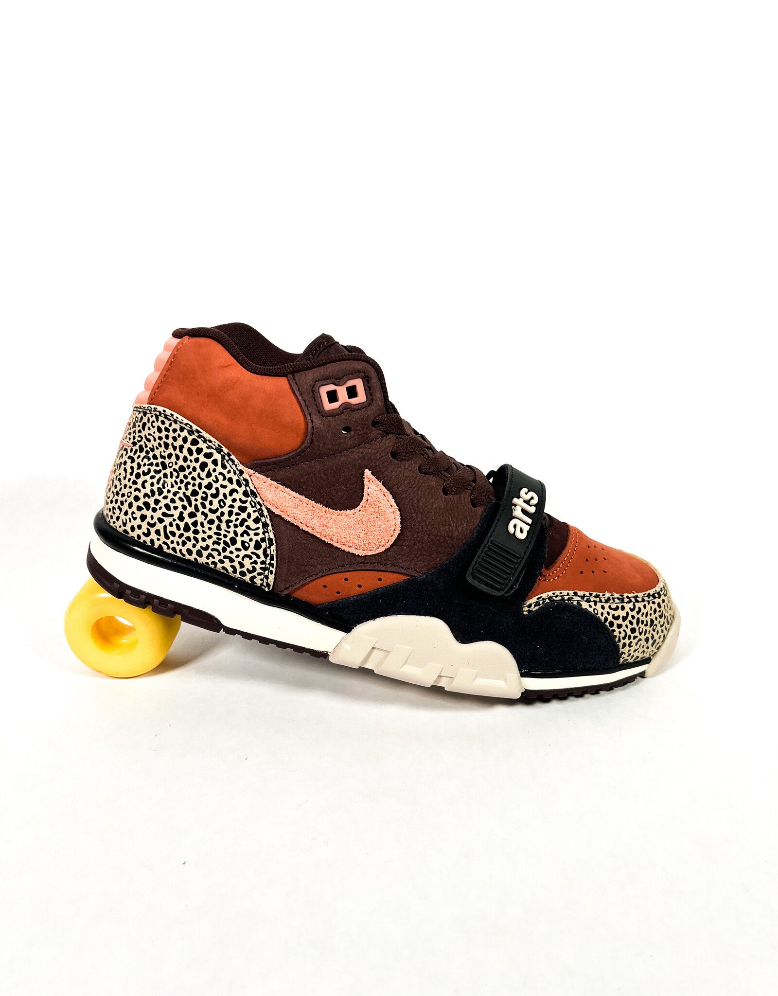 SB Air Trainer 1 X Arts-Rec - Limestone / Pink Quartz