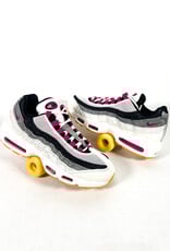 NIKE SB Air Max 95 - Summit White / Cactus Flower