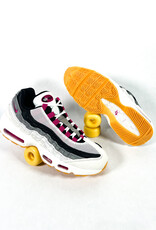 SB Air Max 95 - Summit White / Cactus Flower - KINGSWELL