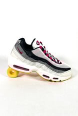 NIKE SB Air Max 95 - Summit White / Cactus Flower