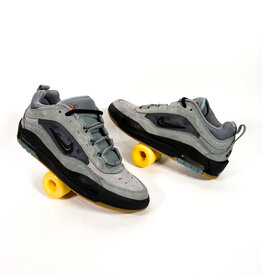 NIKE Air Max Ishod ISO - Cool Grey / Black