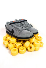 NIKE SB Dunk Low Pro - Cool Grey / Black