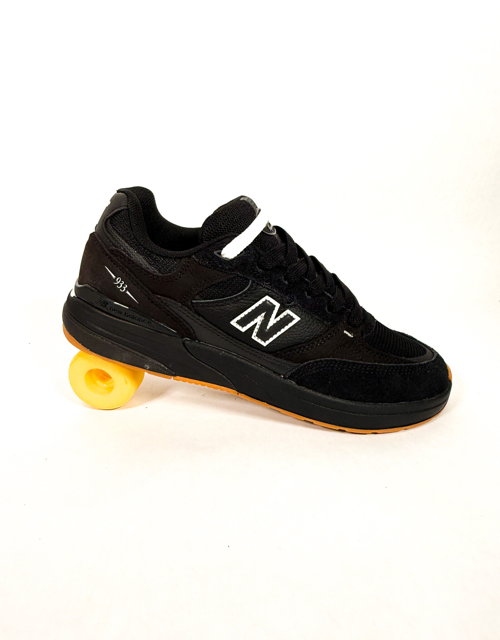NEW BALANCE NB Numeric Andrew Reynolds 933 - Black / Black