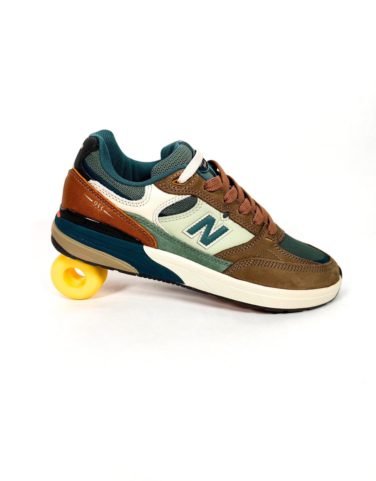 NEW BALANCE NB Numeric Andrew Reynolds 933 - Brown / Green