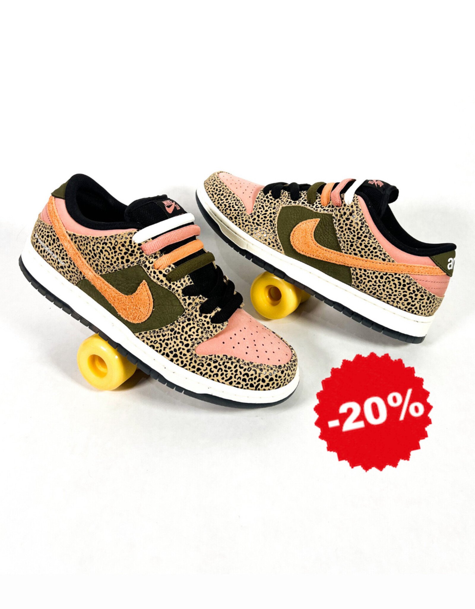 NIKE SB Dunk Low Pro X Arts-Rec - Khaki / Amber Brown - Rough Green