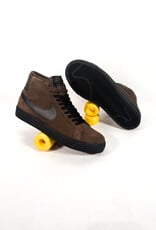 NIKE SB ZOOM BLAZER MID - BAROQUE BROWN/ BLACK