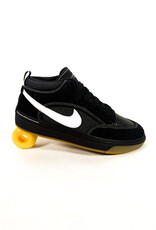 NIKE SB React Leo - Black / White