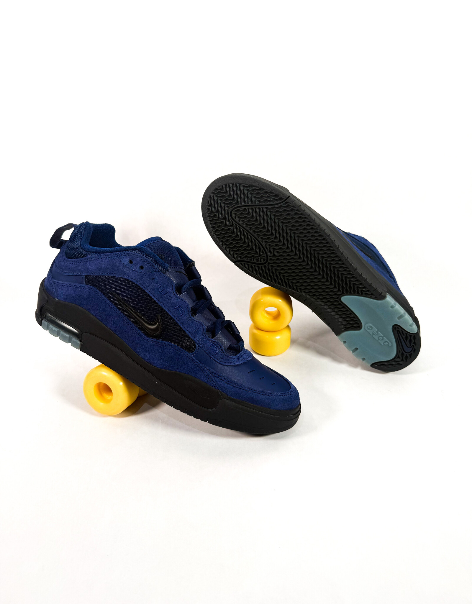 NIKE Air Max Ishod - Blue Void / Black