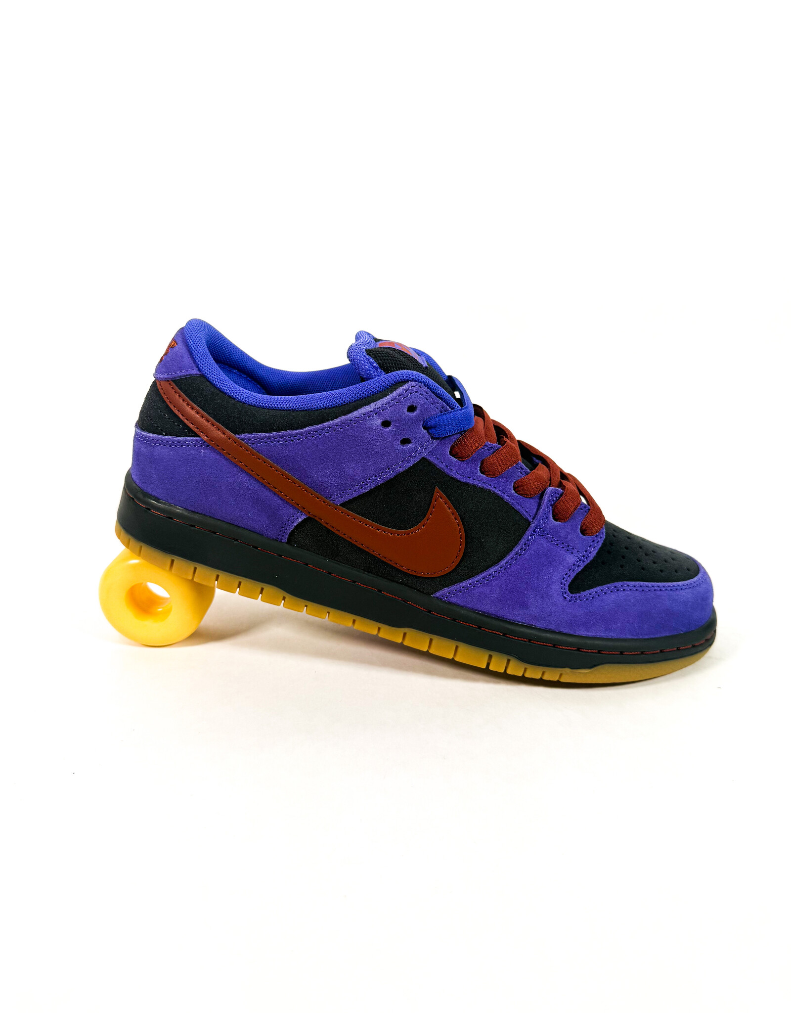 NIKE SB Dunk Low Pro - Persian Violet / Cinnamon