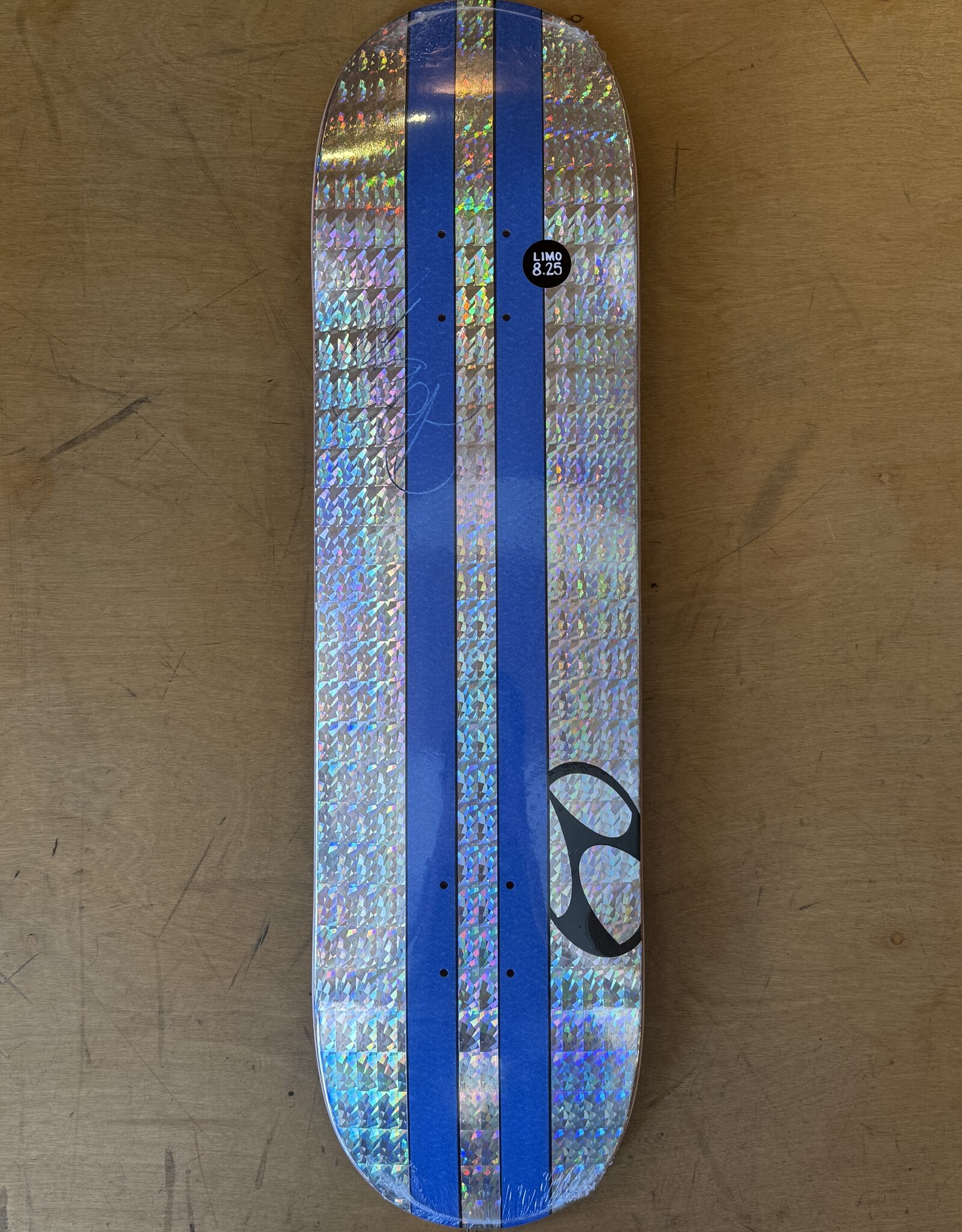 LIMOSINE Speedy Hugo Boserup Pro Deck (Glitter) - 8.25