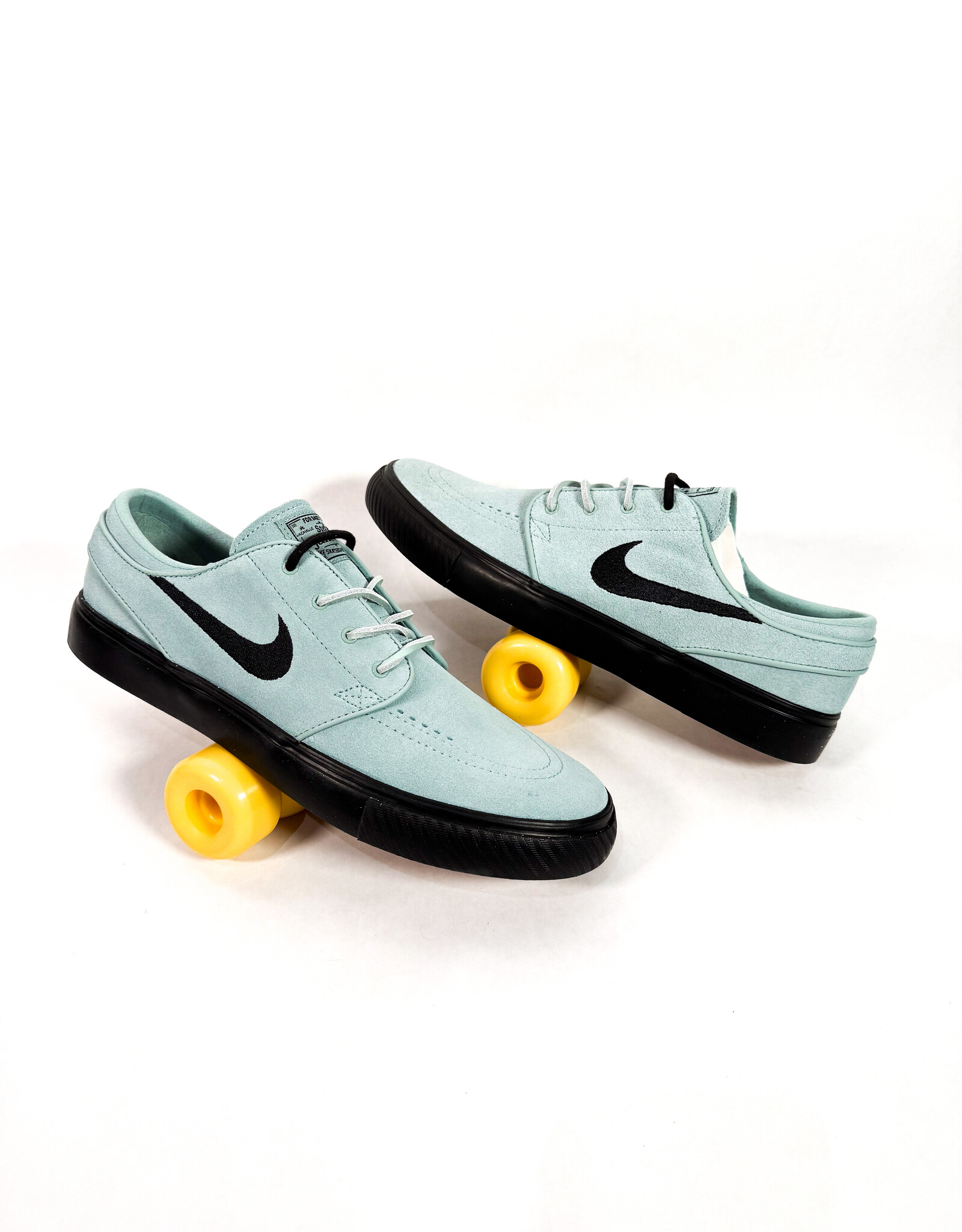 NIKE SB Zoom Janoski OG+ - Cannon / Black