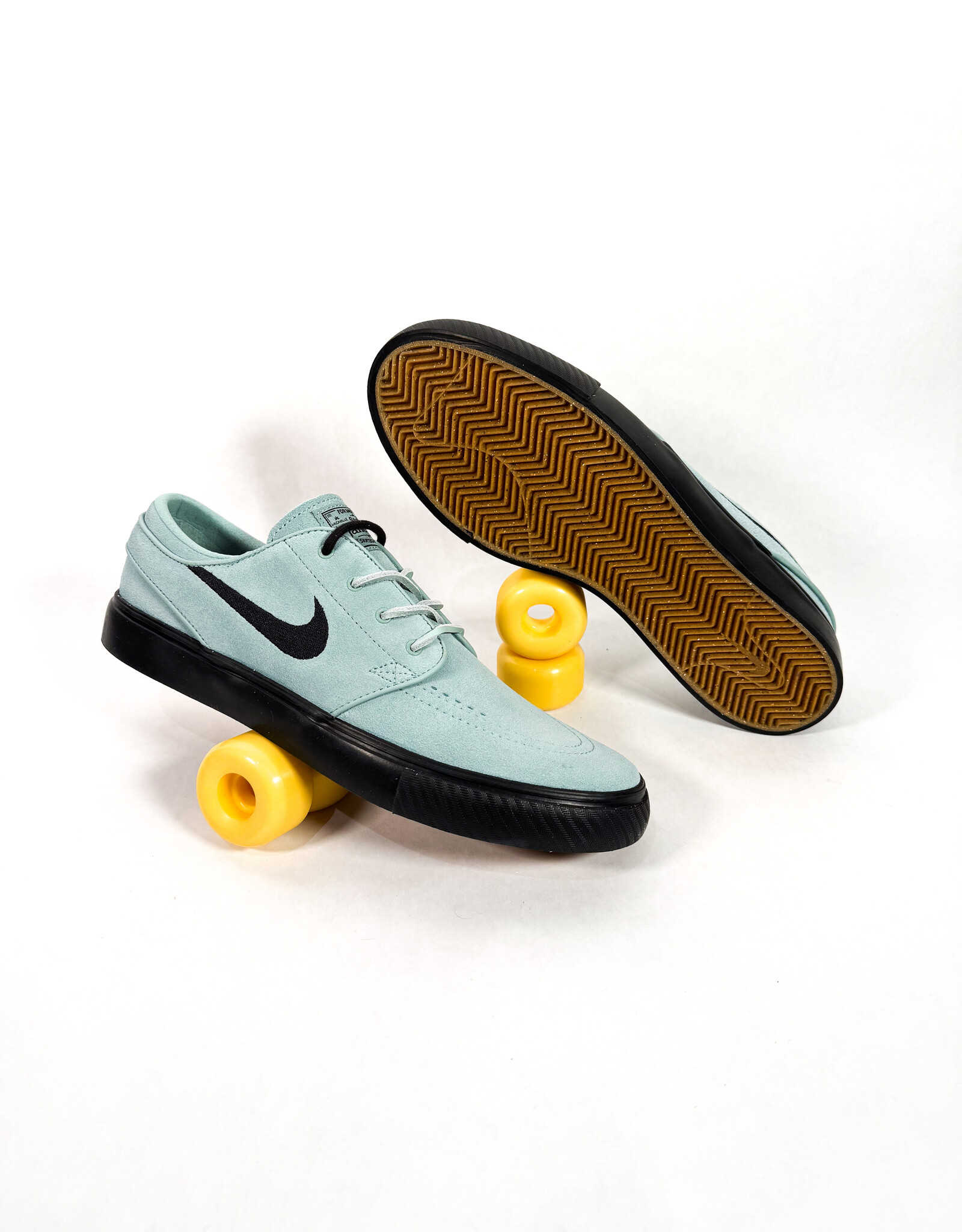 NIKE SB Zoom Janoski OG+ - Cannon / Black