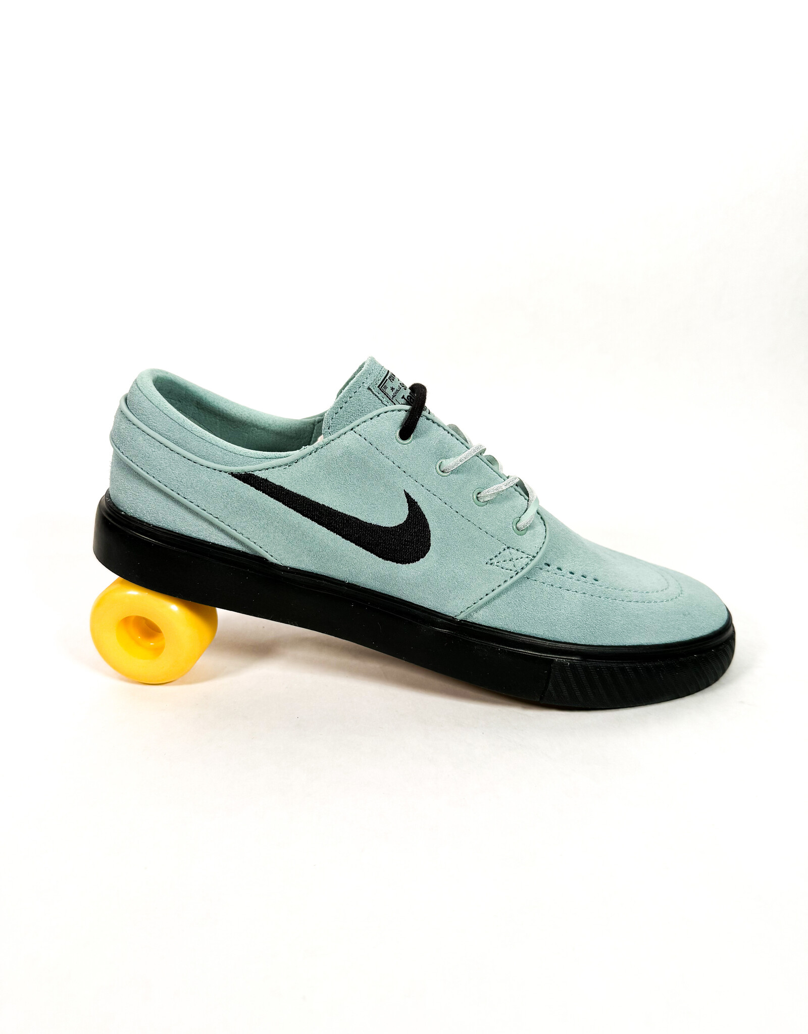 NIKE SB Zoom Janoski OG+ - Cannon / Black