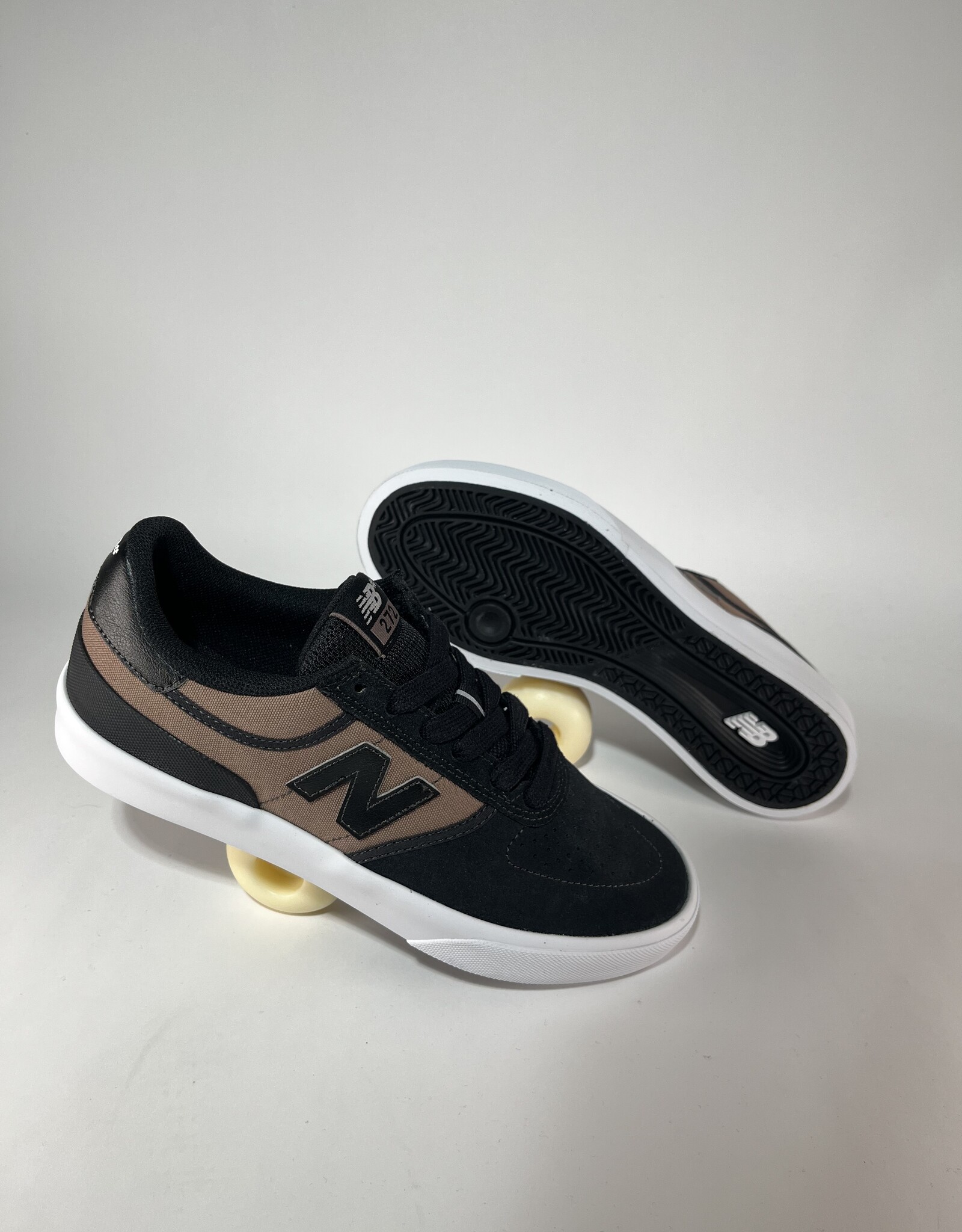 NEW BALANCE NB Numeric 272 - Black/Brown