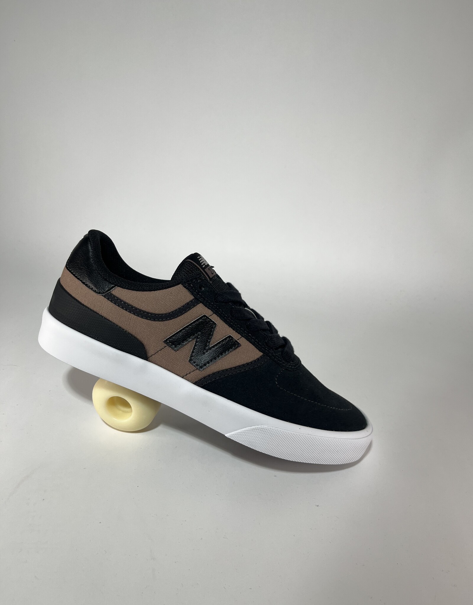 NEW BALANCE NB Numeric 272 - Black/Brown