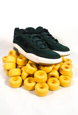 NIKE Air Max Ishod ISO - Deep Fir / Black