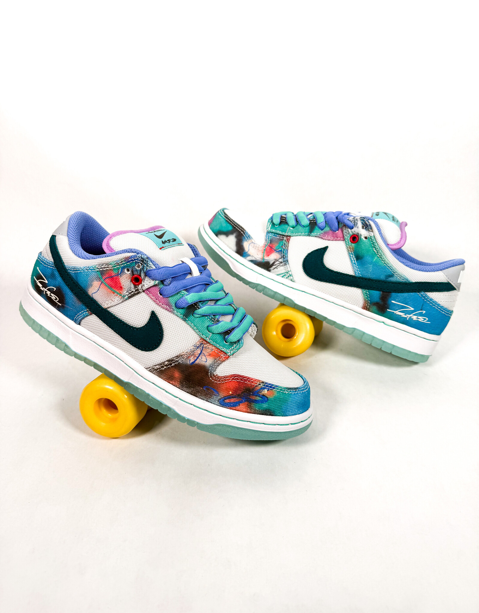 NIKE NIKE SB DUNK LOW X FUTURA LABORATORIES BLEACHED AQUA/GEODE TEAL-WHITE