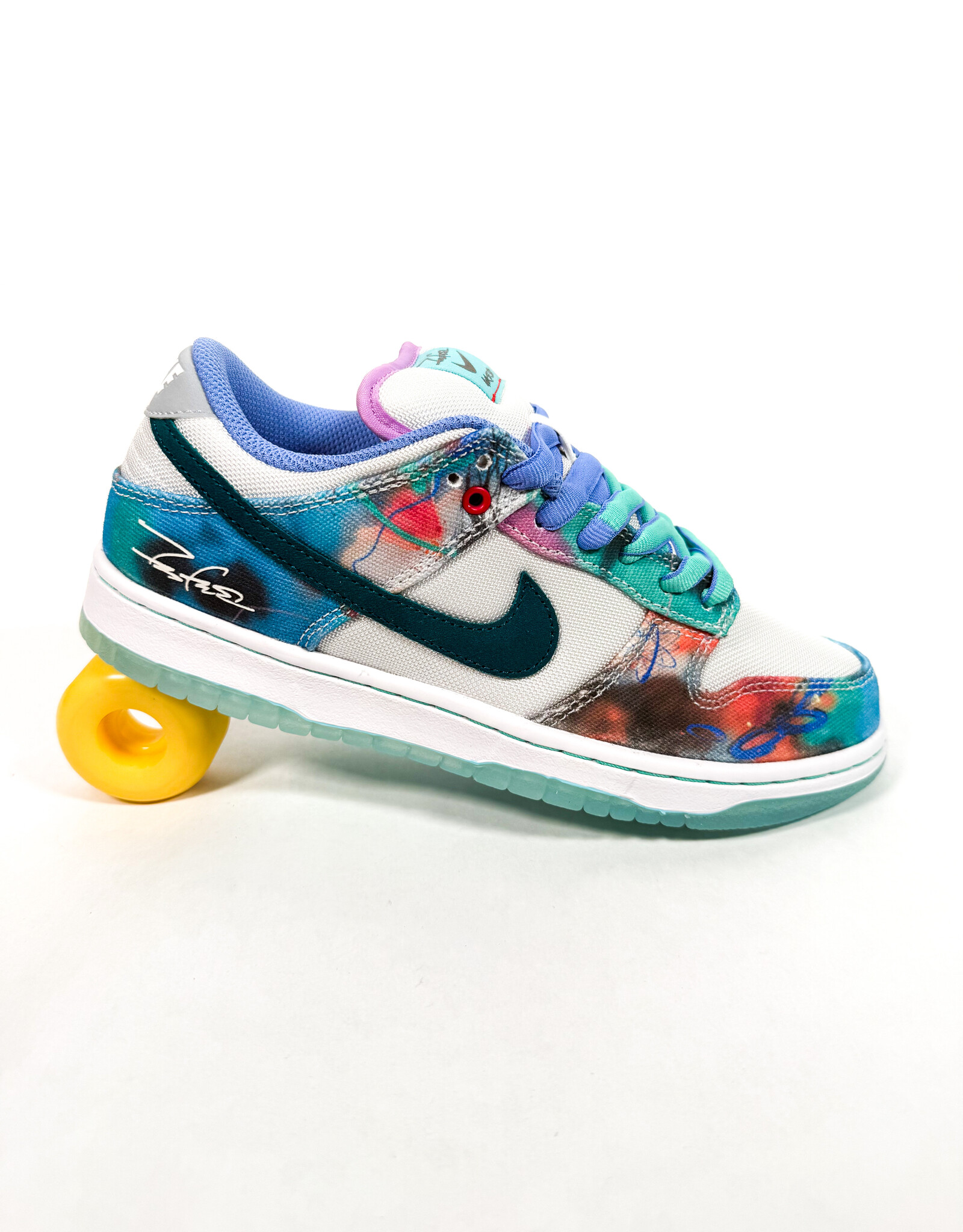 NIKE NIKE SB DUNK LOW X FUTURA LABORATORIES BLEACHED AQUA/GEODE TEAL-WHITE
