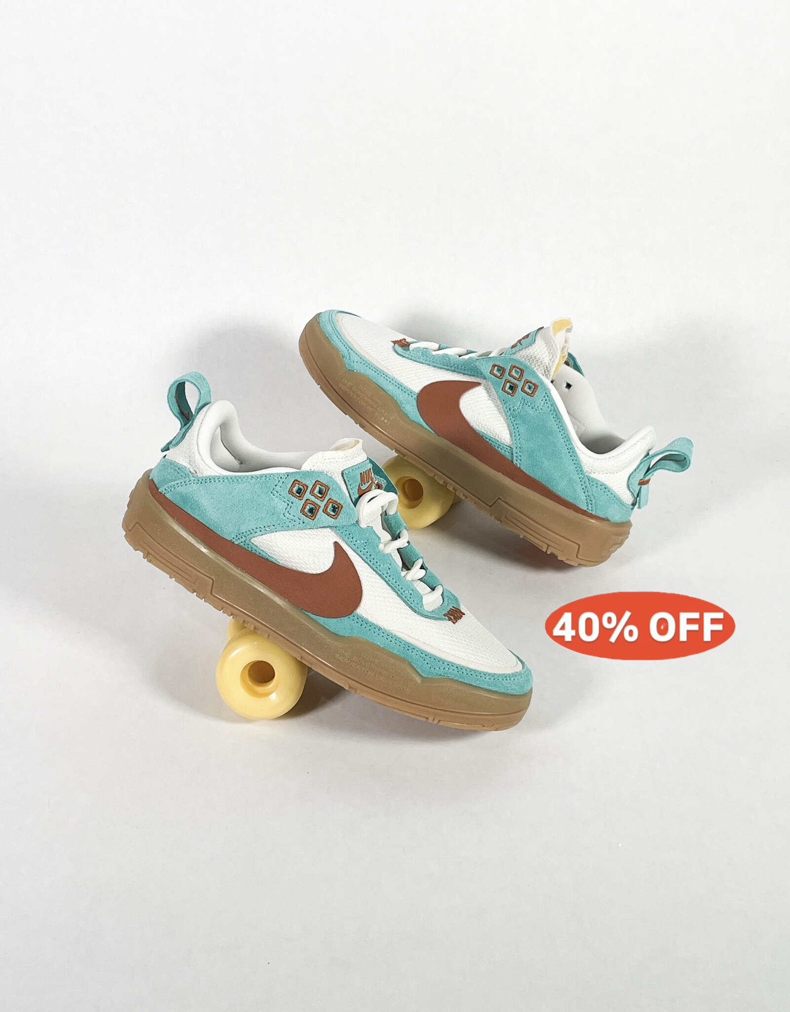 NIKE SB DAY ONE- GREEN FROST/DARK RUSSET-PHANTOM - KINGSWELL - Los