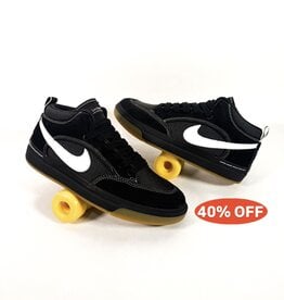 NIKE SB React Leo - Black / White