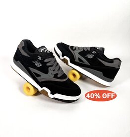 NEW BALANCE NUMERIC 770 - Black / Grey