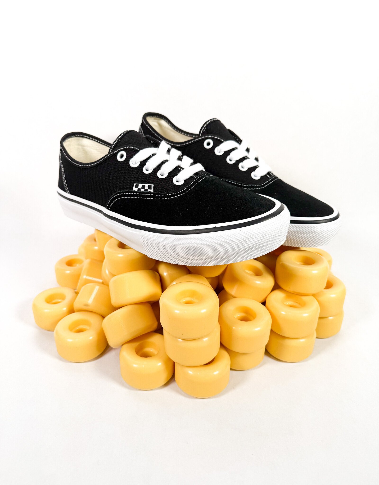 VANS Skate Authentic - Black / White