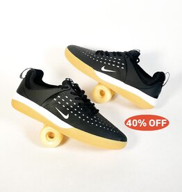 NIKE NIKE SB ZOOM NYJAH 3 BLACK/WHITE-BLACK-WHITE