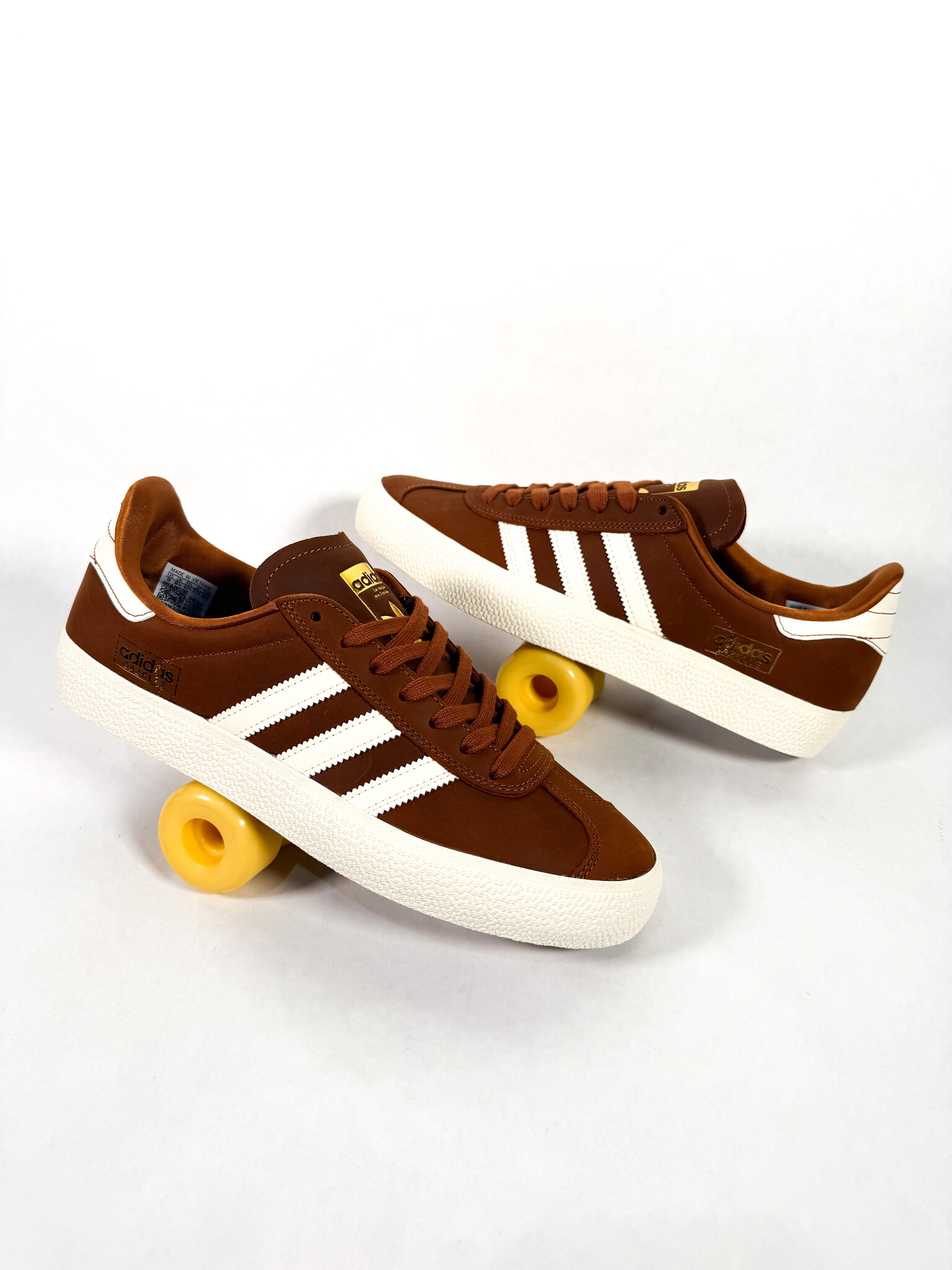 Gazelle ADV - Dusky Bronze / Chalk White / Off White