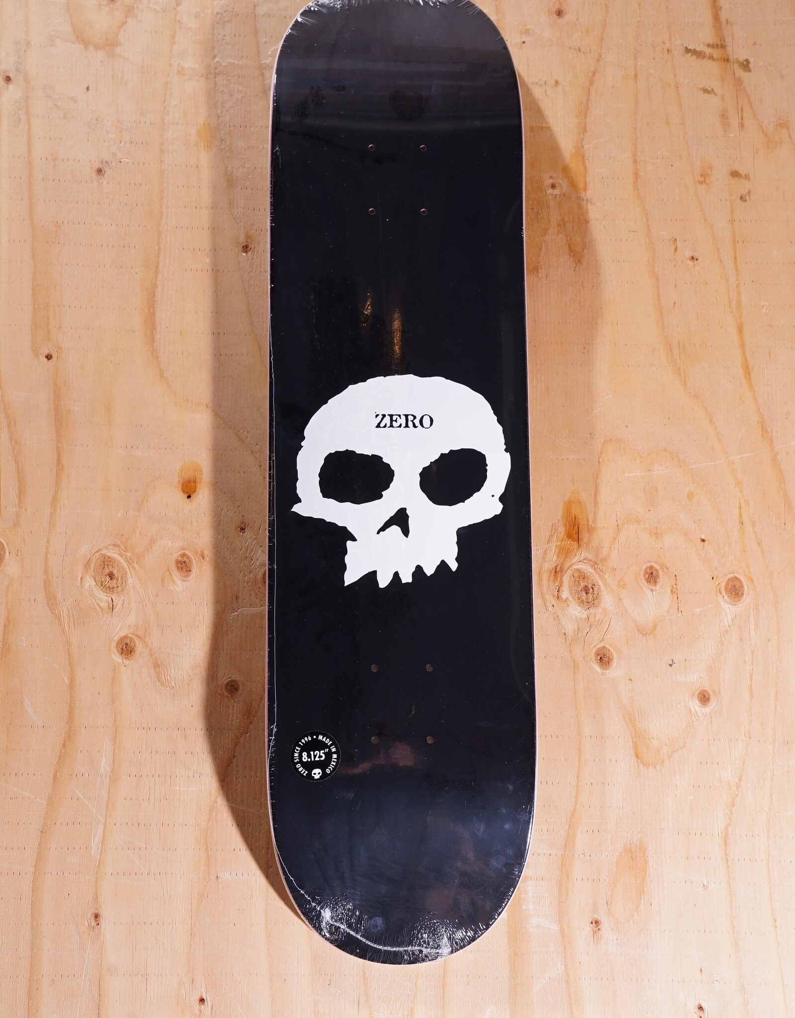 ZERO SKATEBOARDS Single Skull Logo Deck - 8.125
