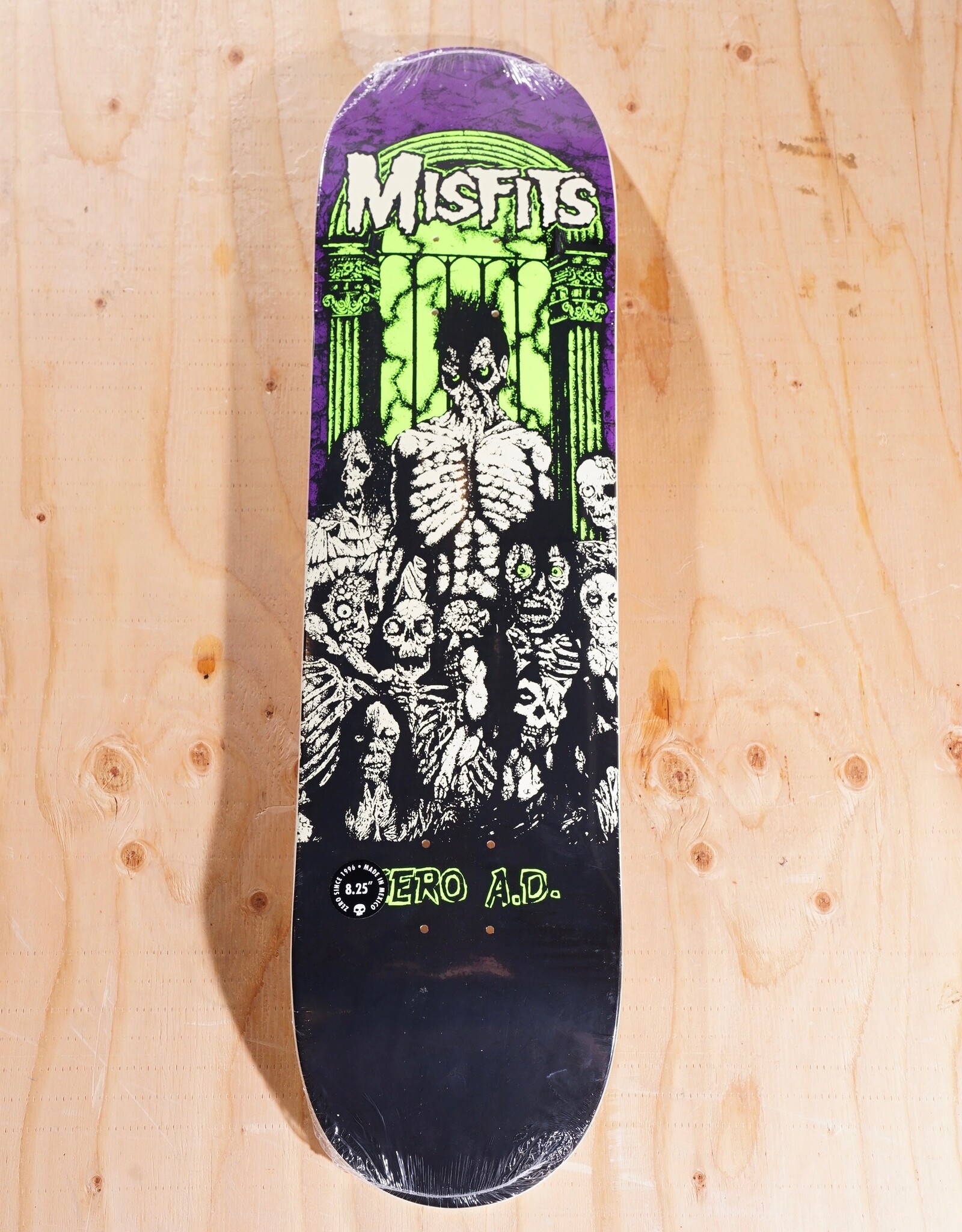 ZERO SKATEBOARDS Misfits Zero A.D Deck - 8.25