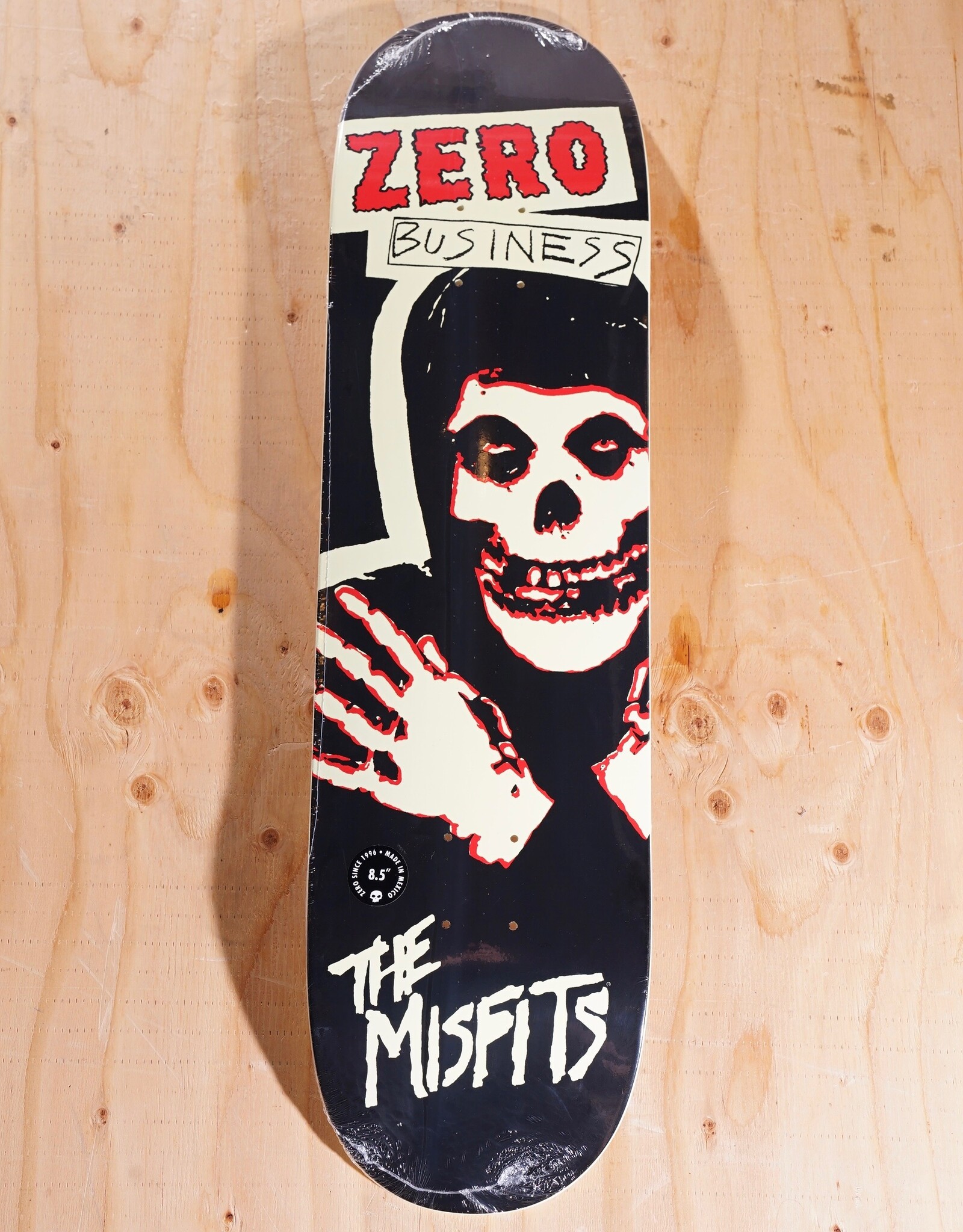 ZERO SKATEBOARDS Misfits Zero Business Deck - 8.5
