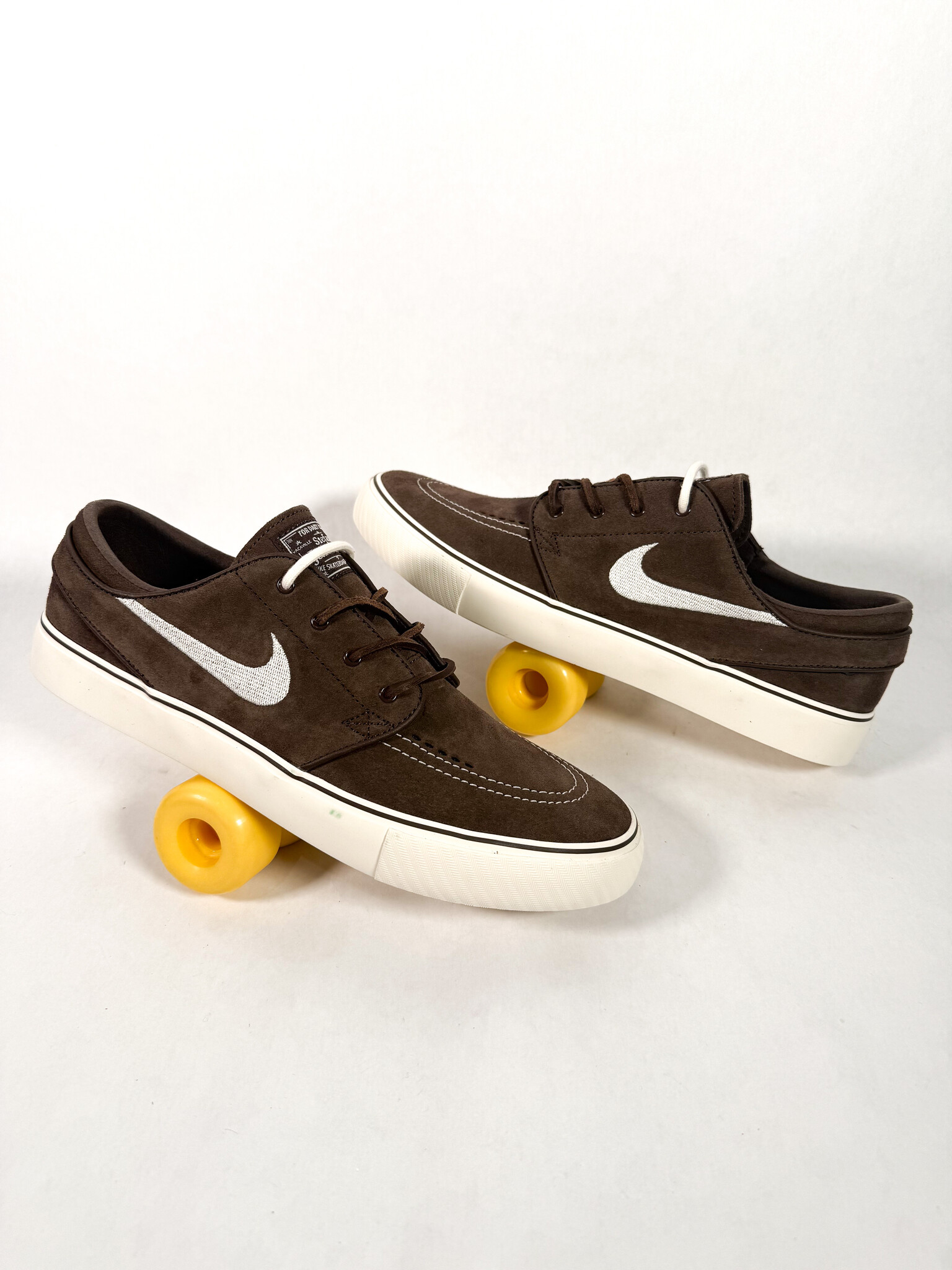 SB Zoom Janoski OG+ - Baroque Brown / Pale Ivory - KINGSWELL - Los