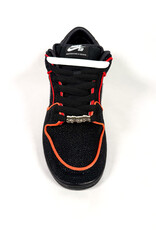 NIKE SB Dunk Low Pro Bronx Girls Skate - Black / White / Challenge Red