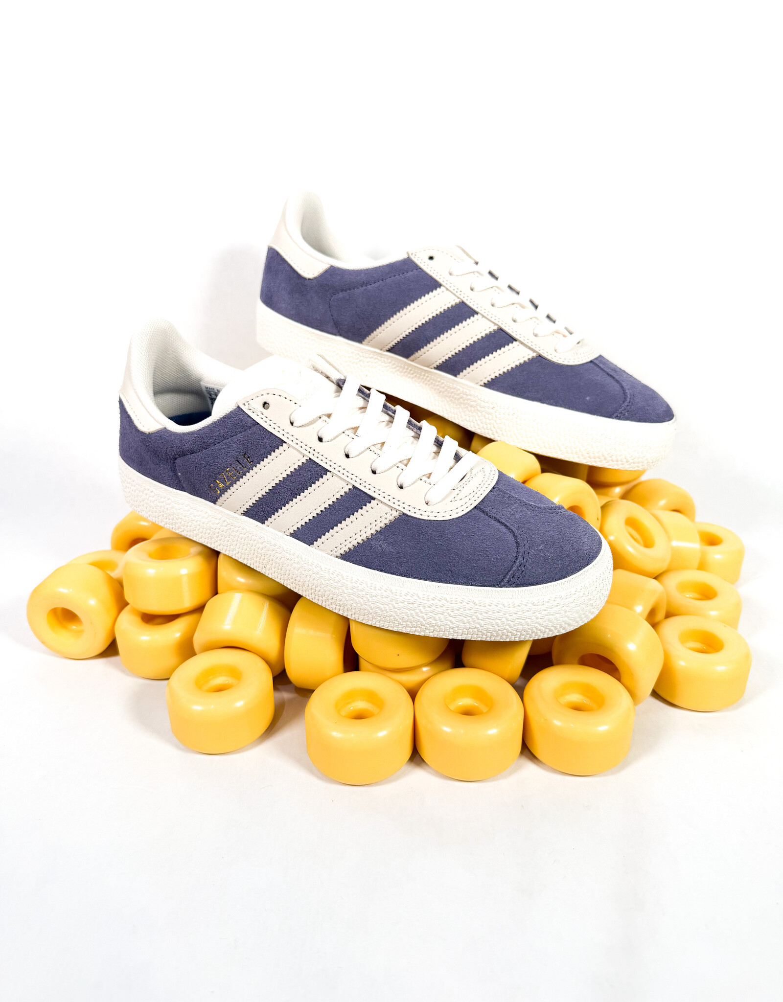 ADIDAS Gazelle ADV - Super Purple / Chalk White / Gold Metallic