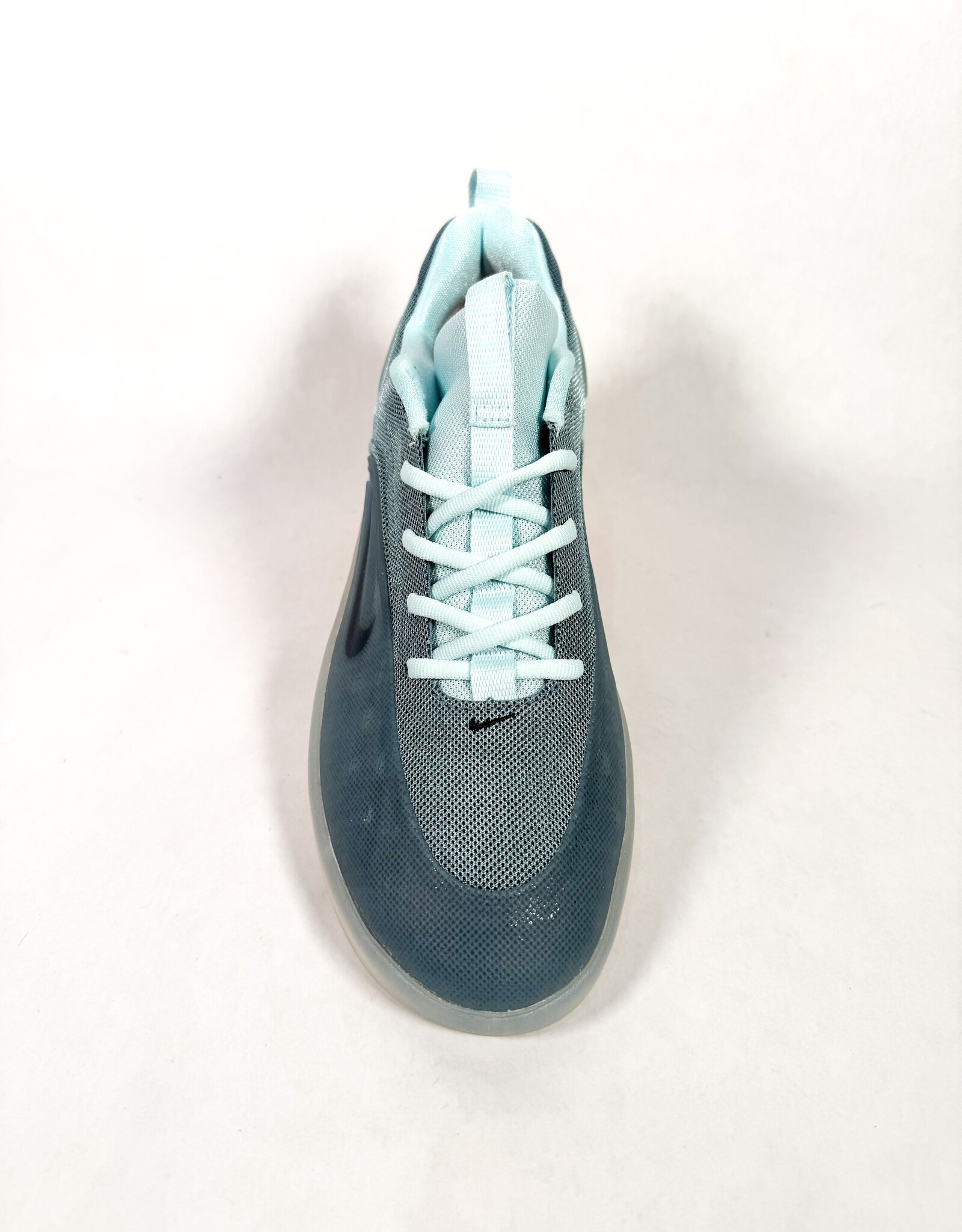 NIKE SB Zoom Nyjah 4 - Glacier Blue / Black