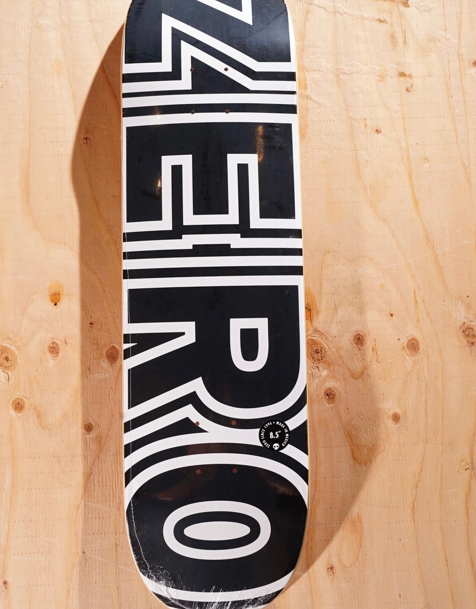 ZERO SKATEBOARDS Bold Logo Deck - 8.5