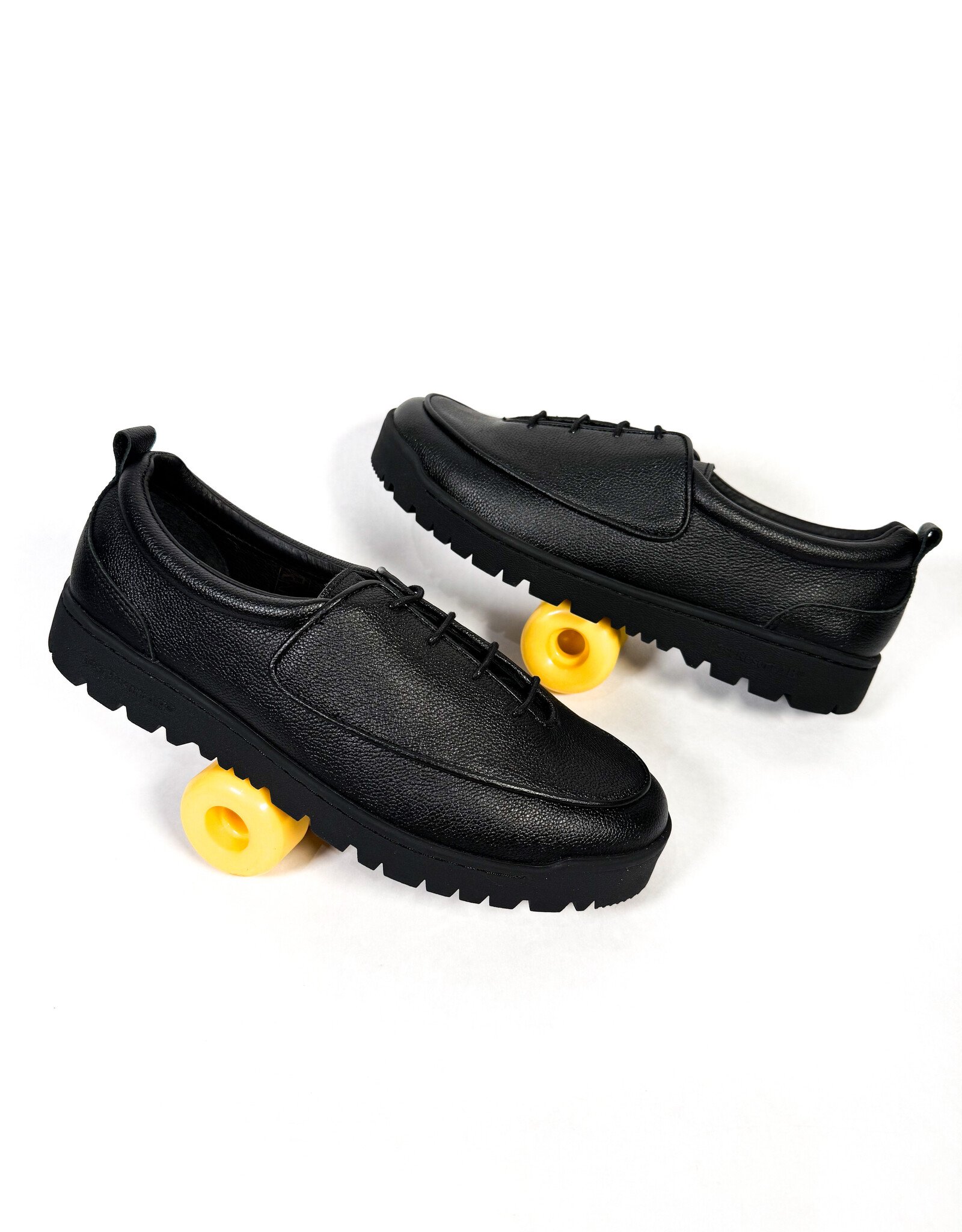 LAST RESORT AB GM001 Leather - Black / Black