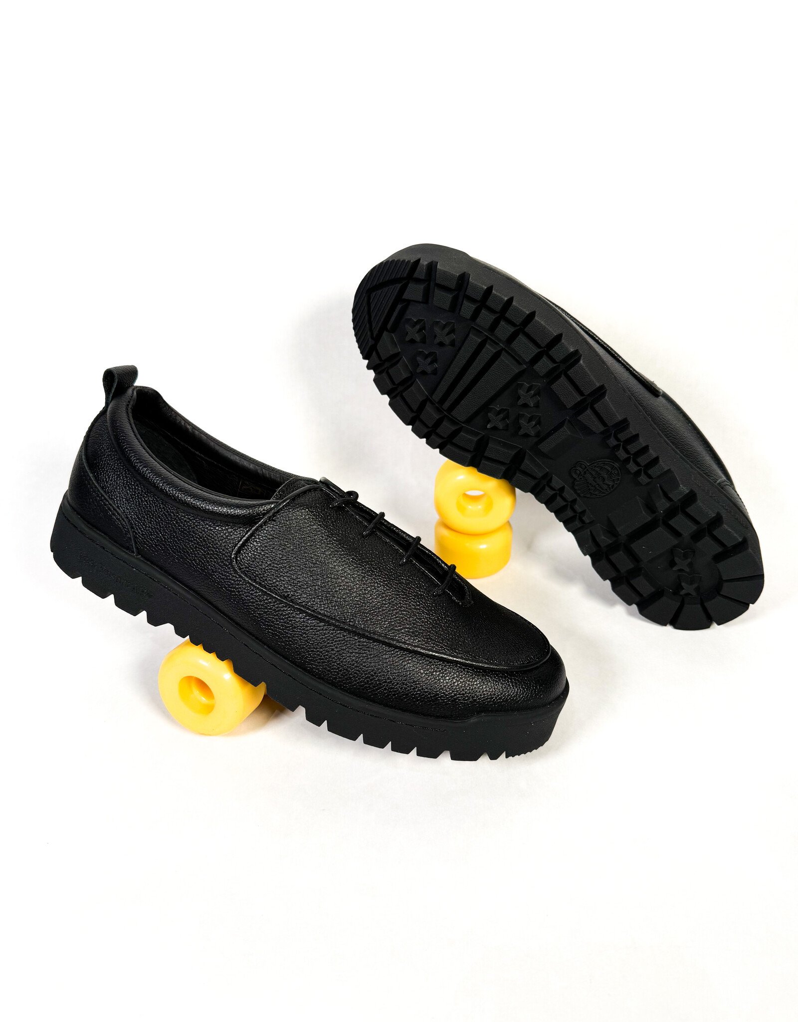 LAST RESORT AB GM001 Leather - Black / Black