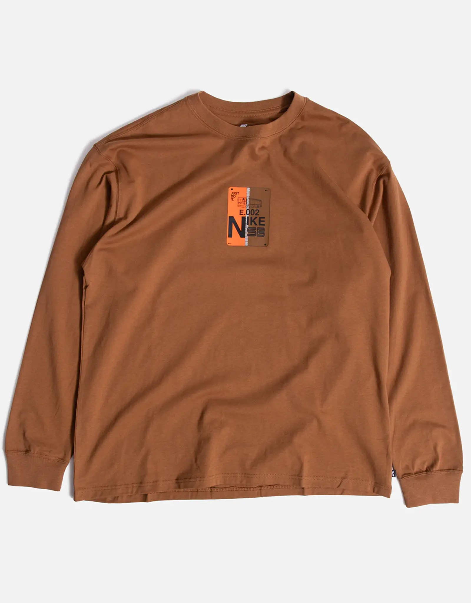 NIKE SB Long-Sleeve Loose Skate T-Shirt - Lt British Tan "Fast Pass"
