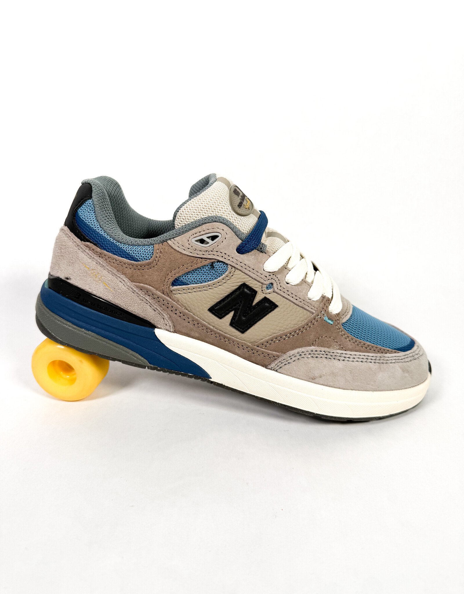 NEW BALANCE NB Numeric Reynolds 933 - Brown / Blue