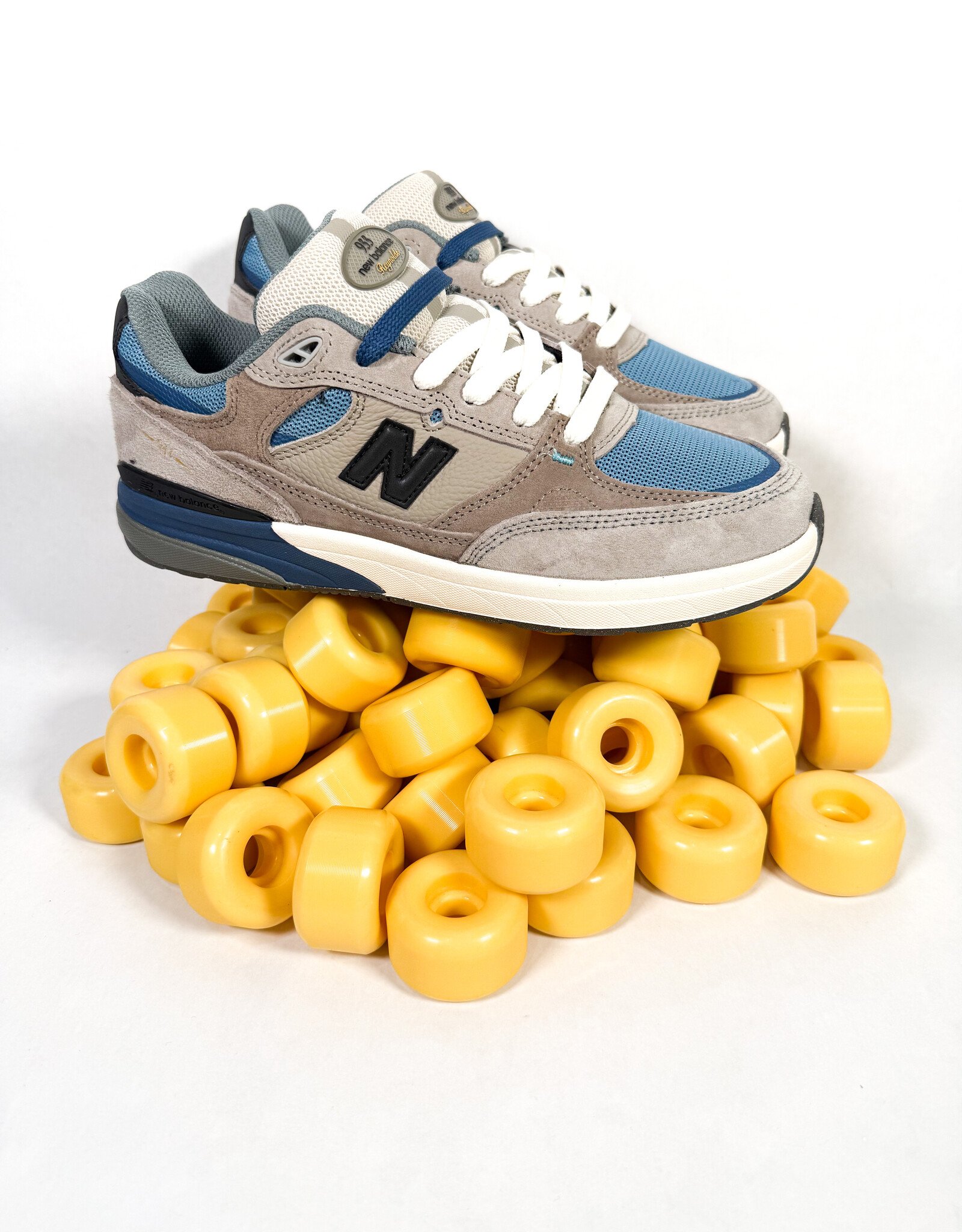 NEW BALANCE NB Numeric Reynolds 933 - Brown / Blue