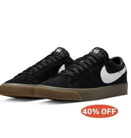 NIKE SB Zoom Blazer Low Pro GT- Black / White / Black