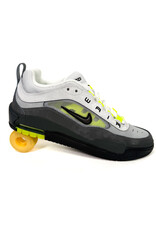 NIKE Air Max Ishod - Black / Neon Yellow