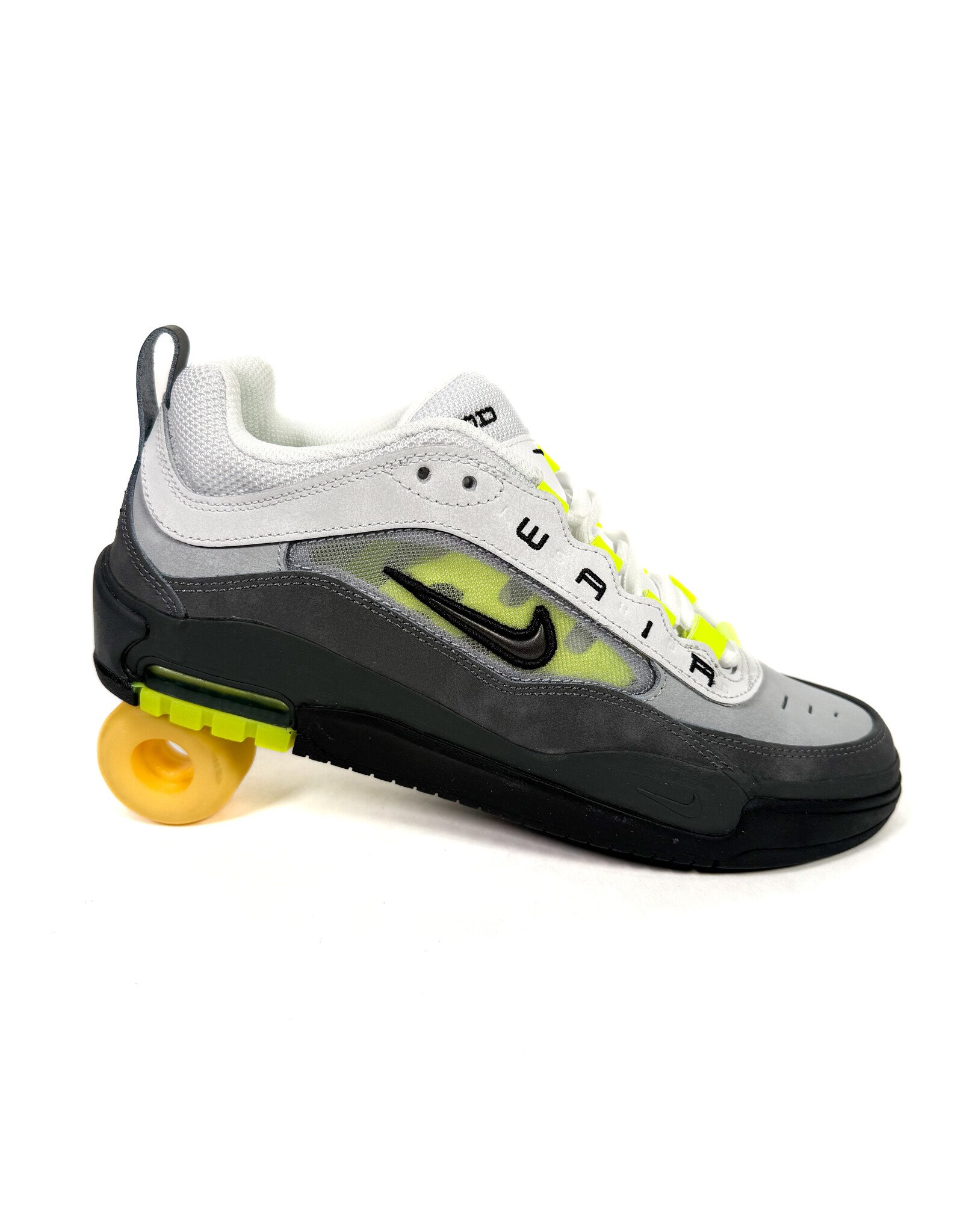 NIKE Air Max Ishod - Black / Neon Yellow