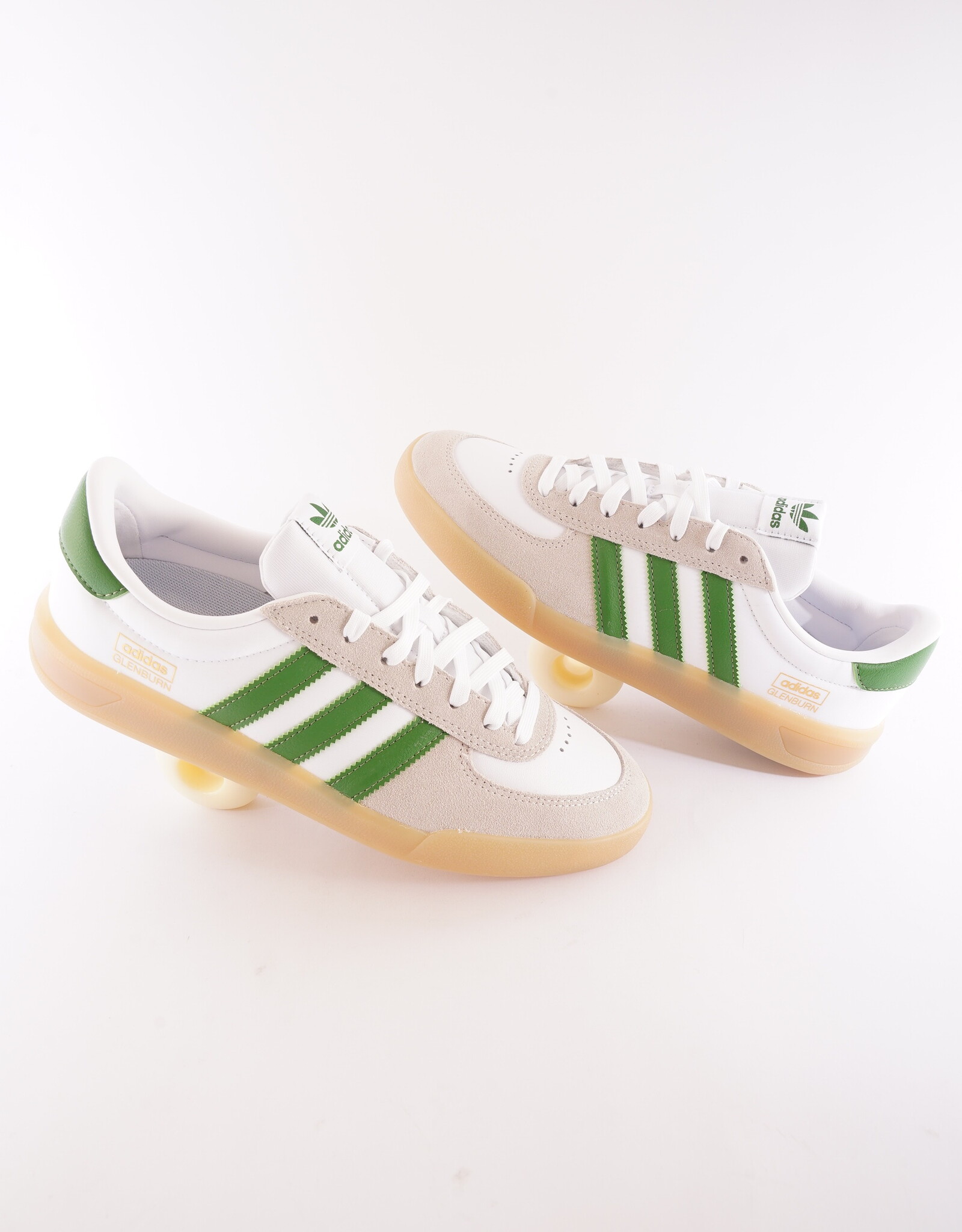 ADIDAS Glenburn - White/Crew Green/Gum