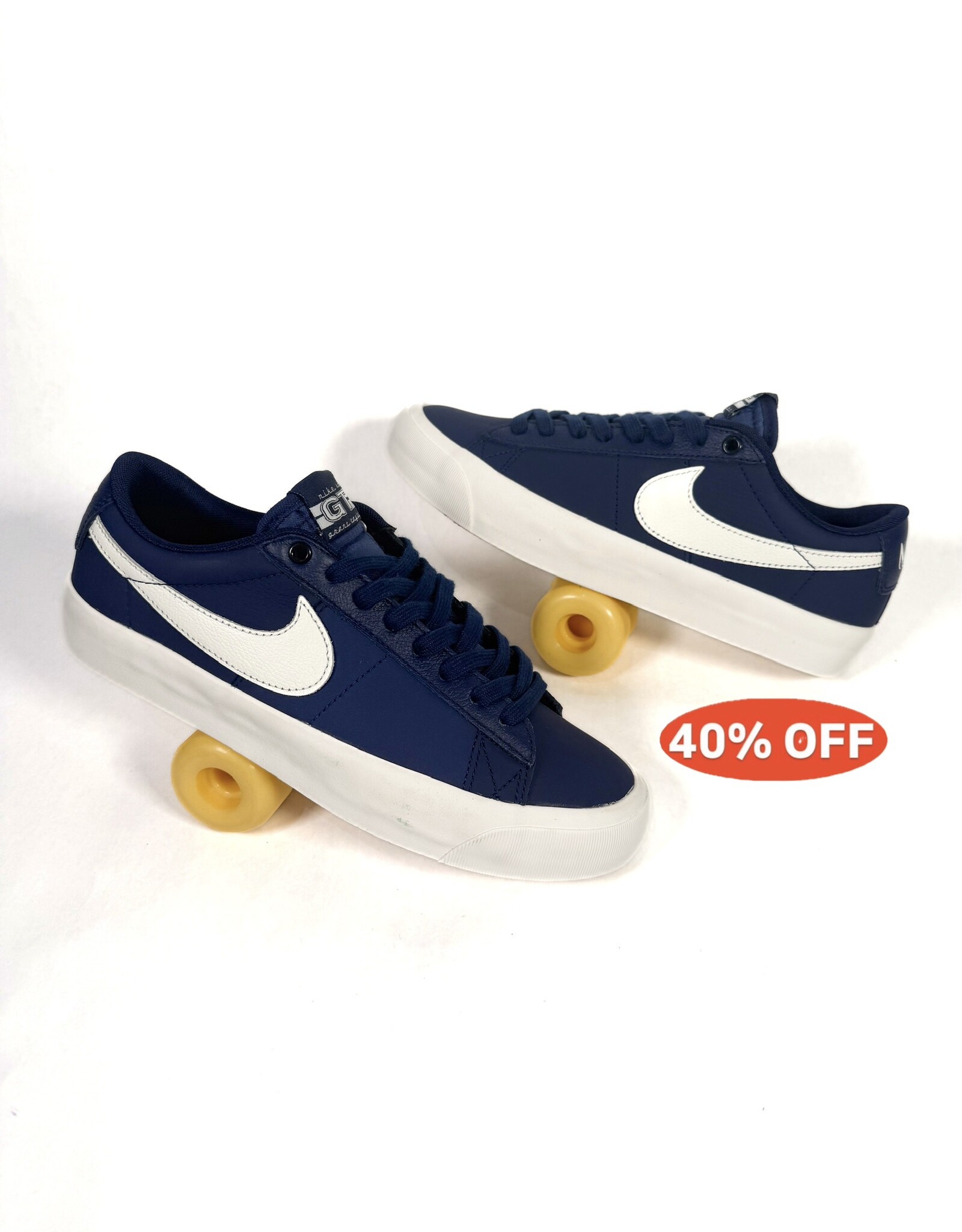 NIKE Blazer Low Pro GT - Blue Void / Sail
